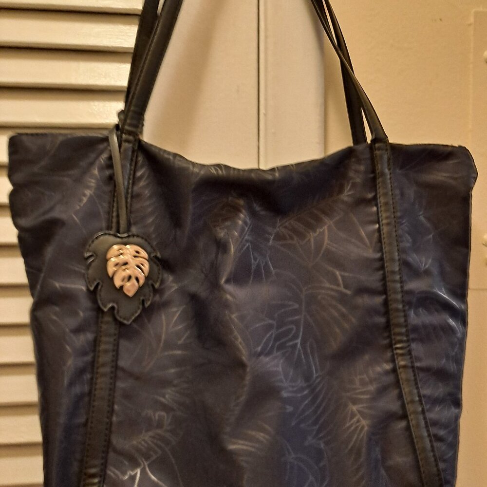 Tommy Bahama Hand Bag